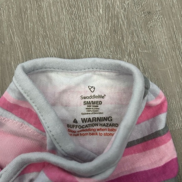 Lot Of 7 Swaddle Me Swaddles And Misc. Sleep sacks Size 0-6 Months - Picture 8 of 12